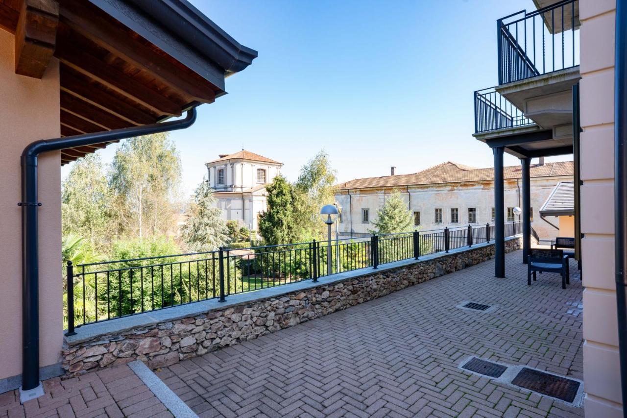 Villa San Carlo 阿罗纳 外观 照片