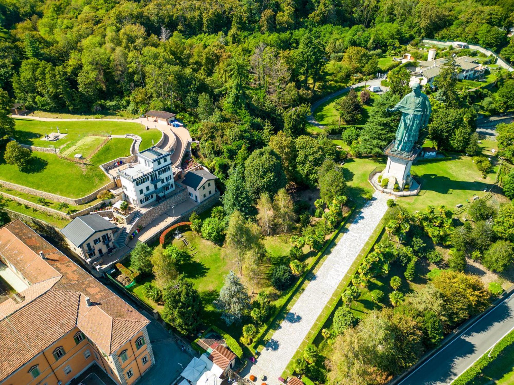 Villa San Carlo 阿罗纳 外观 照片