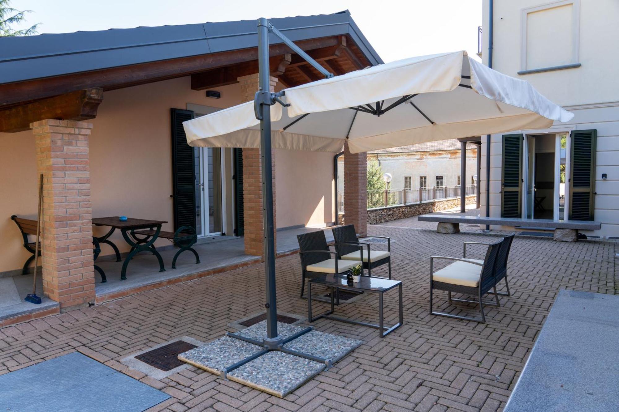 Villa San Carlo 阿罗纳 外观 照片